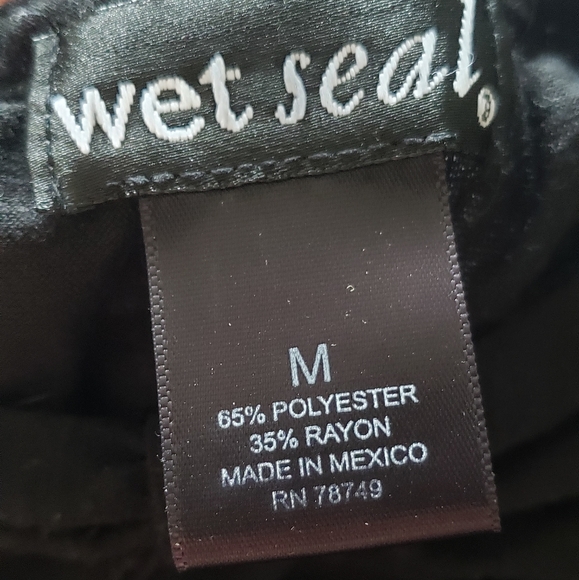 Womens top - Picture 3 of 3